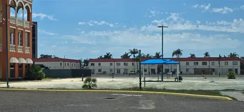 450 Treasure Island Causeway Treasure Island FL 33706