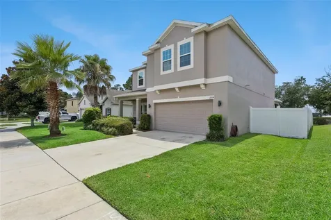 2514 Plumadore Drive Grand Island FL 32735