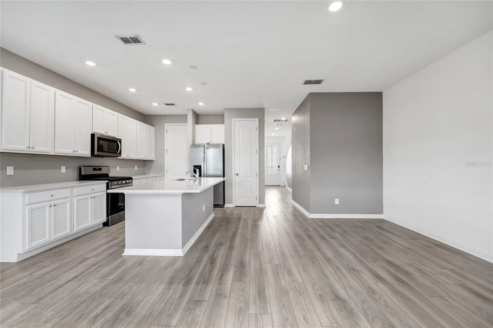785 Benoi Drive Davenport FL 33896