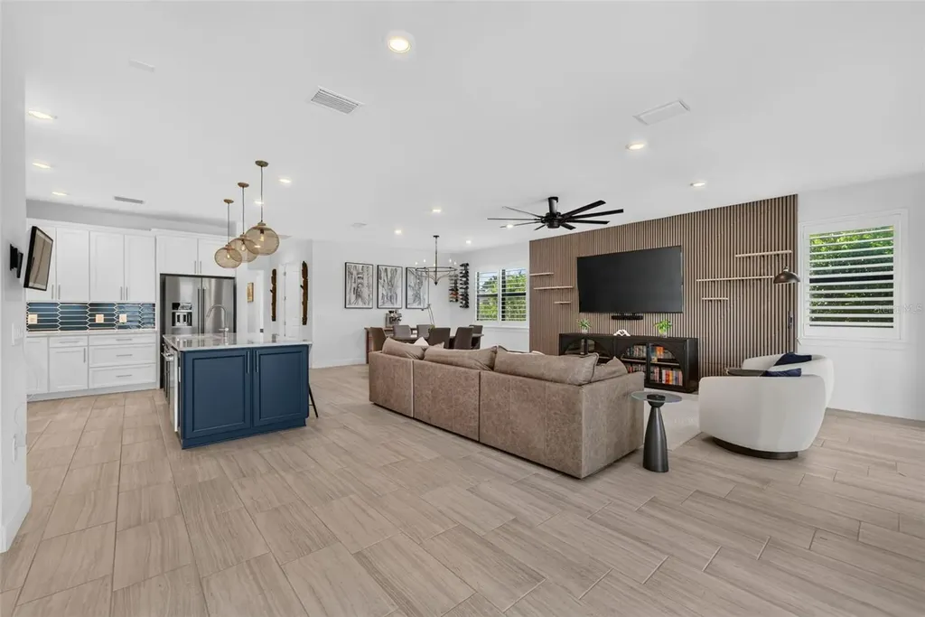 704 Pintail Cove Bradenton FL 34212