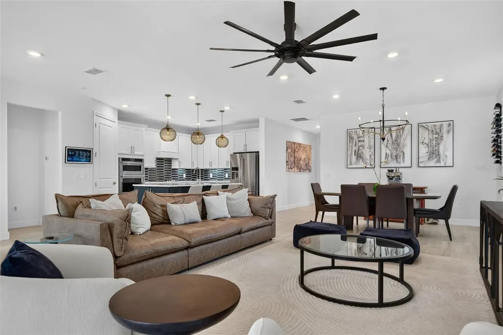 704 Pintail Cove Bradenton FL 34212