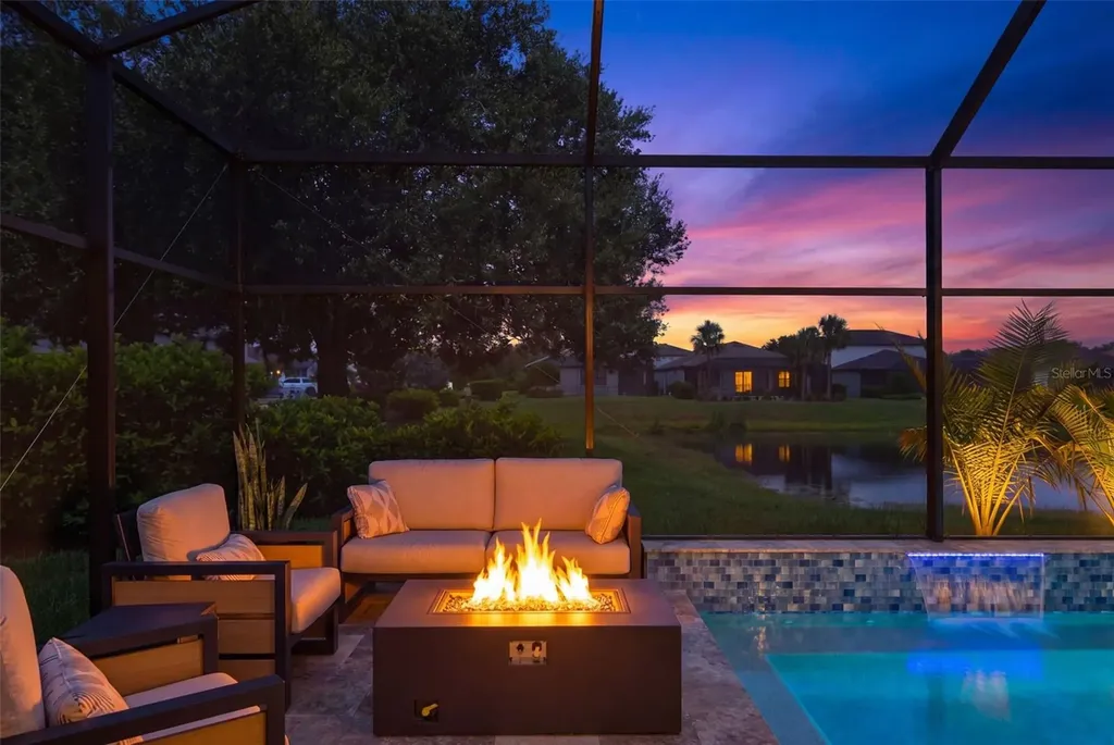 704 Pintail Cove Bradenton FL 34212