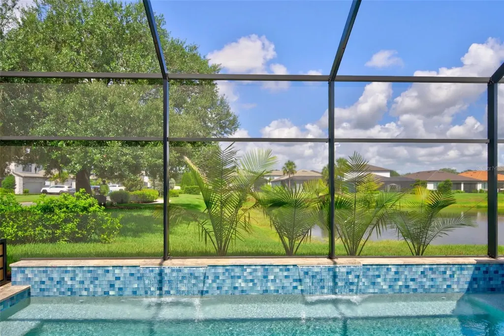 704 Pintail Cove Bradenton FL 34212