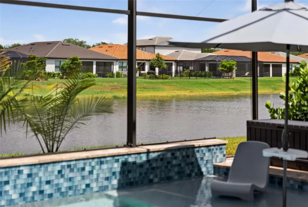 704 Pintail Cove Bradenton FL 34212