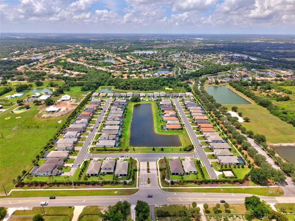 704 Pintail Cove Bradenton FL 34212