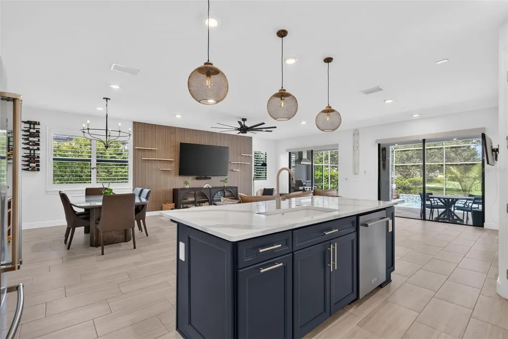 704 Pintail Cove Bradenton FL 34212