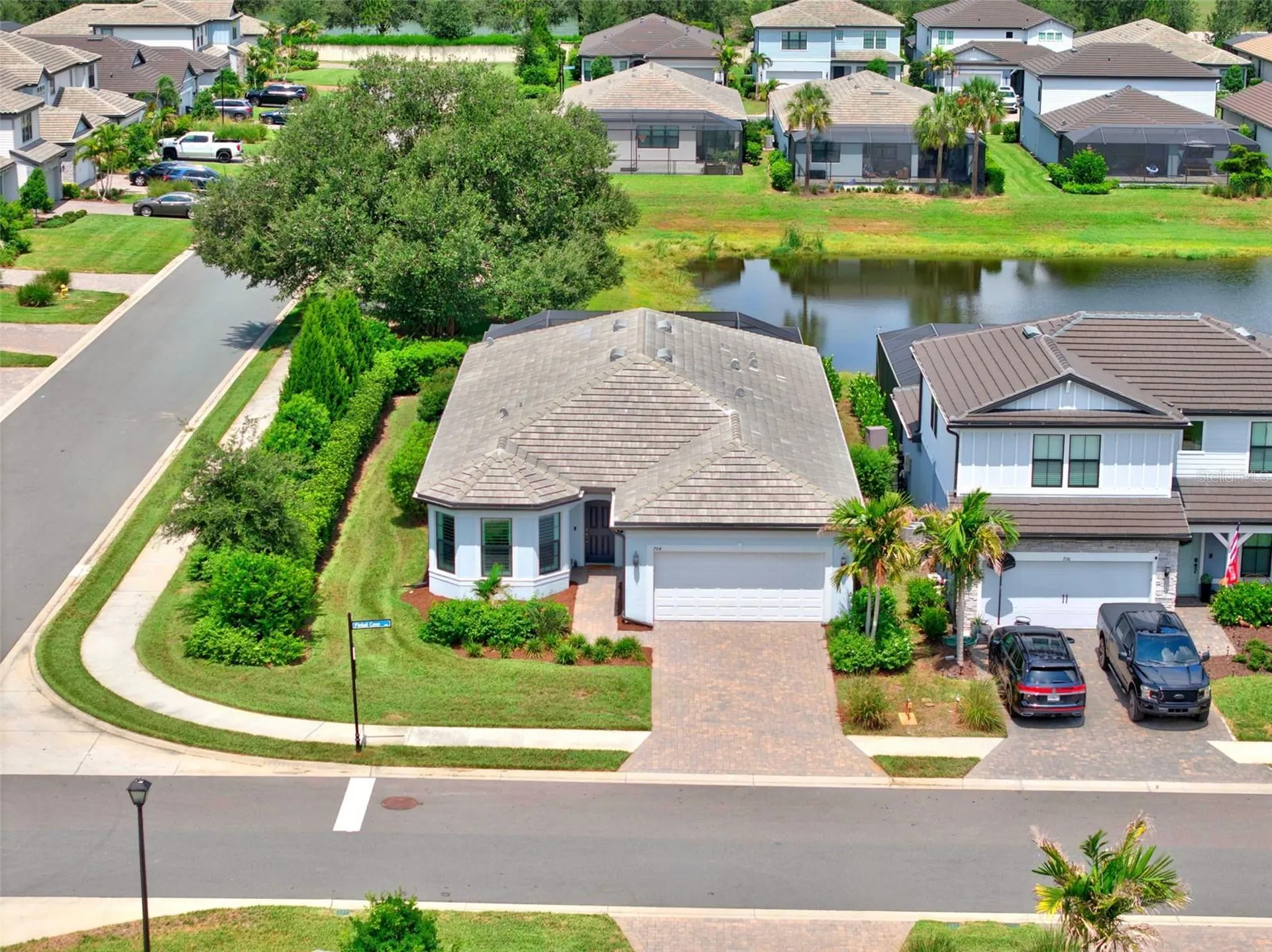 704 Pintail Cove Bradenton FL 34212