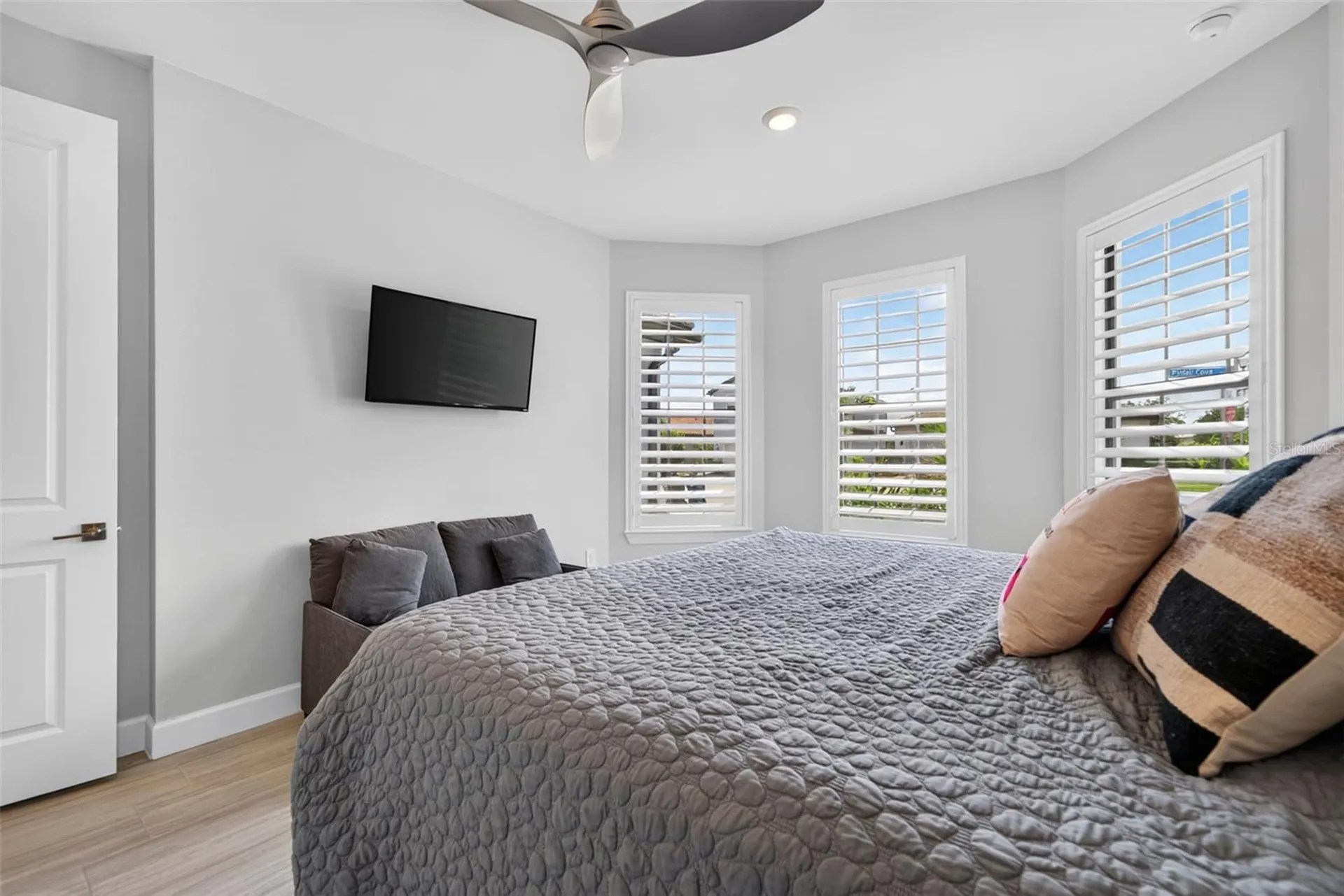 704 Pintail Cove Bradenton FL 34212