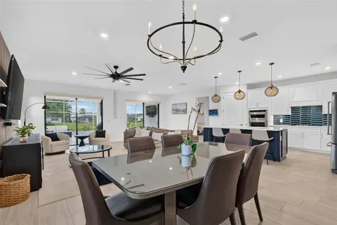 704 Pintail Cove Bradenton FL 34212