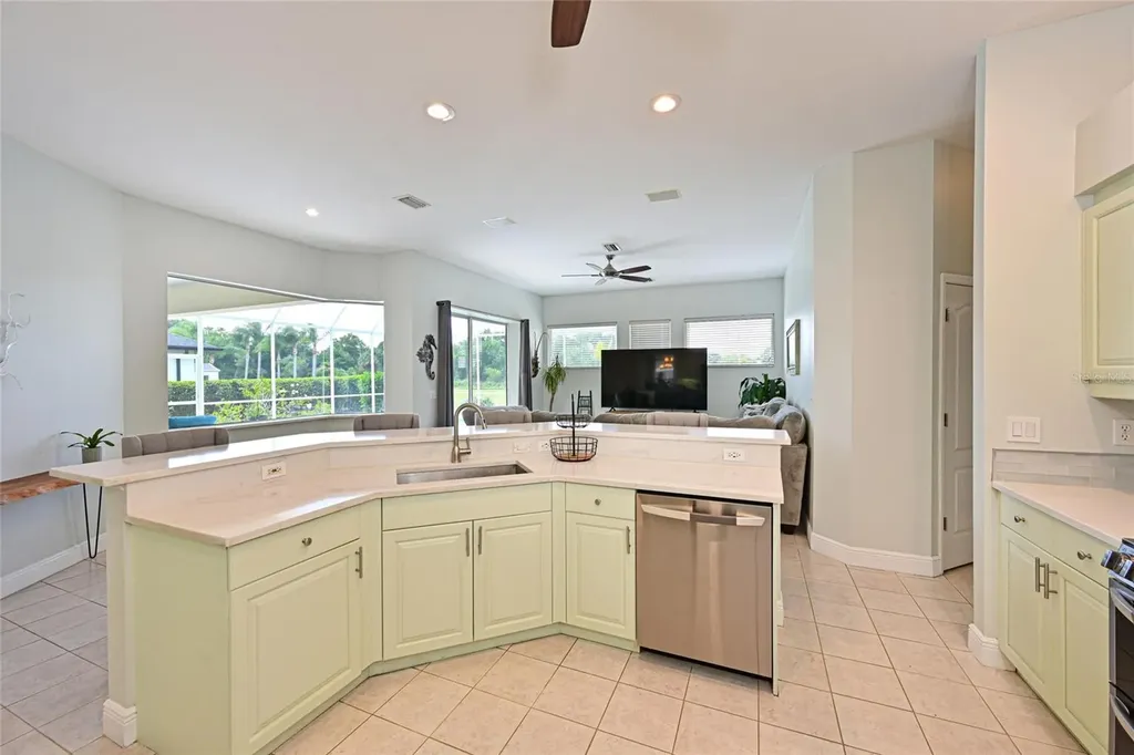 14722 1st Avenue E Bradenton FL 34212