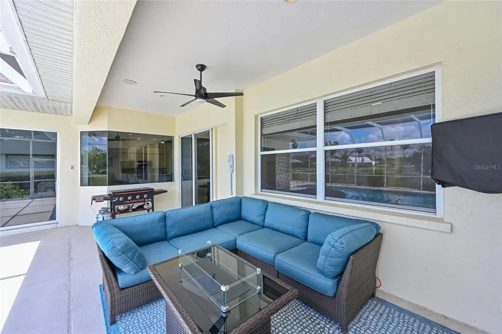 14722 1st Avenue E Bradenton FL 34212