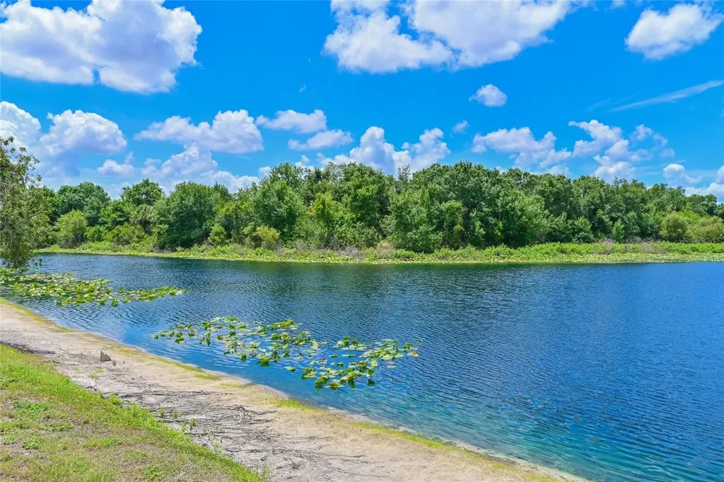 14722 1st Avenue E Bradenton FL 34212