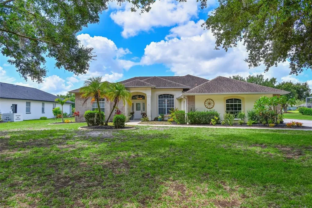 14722 1st Avenue E Bradenton FL 34212