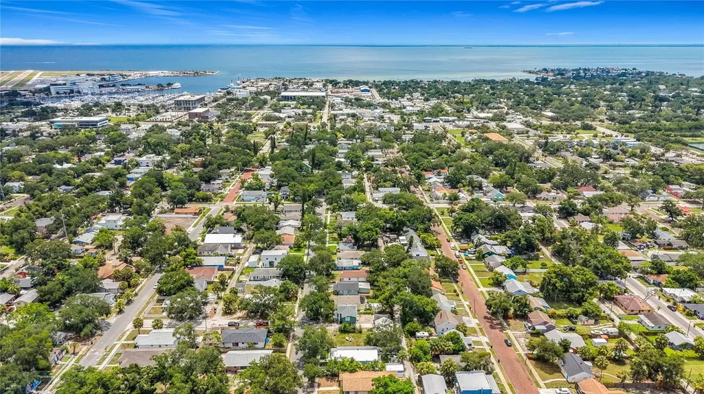 800 15th Avenue S St Petersburg FL 33701