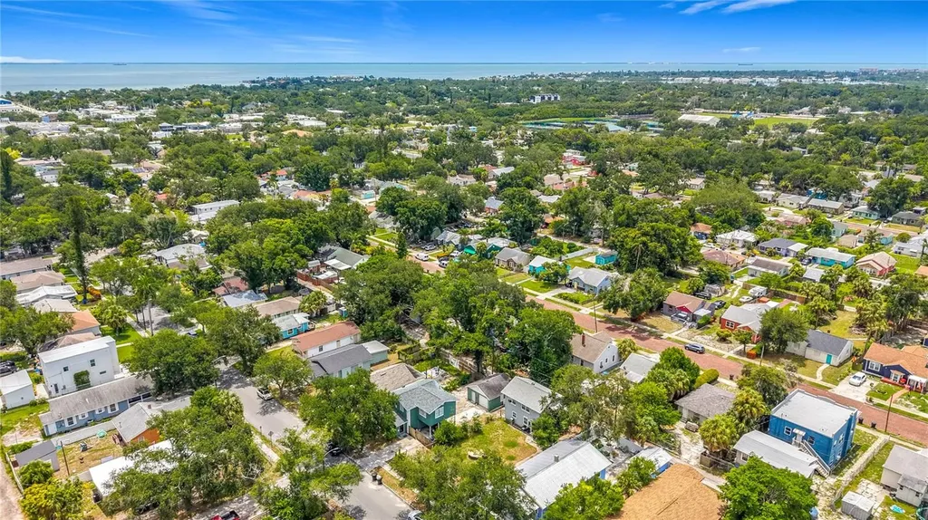 800 15th Avenue S St Petersburg FL 33701