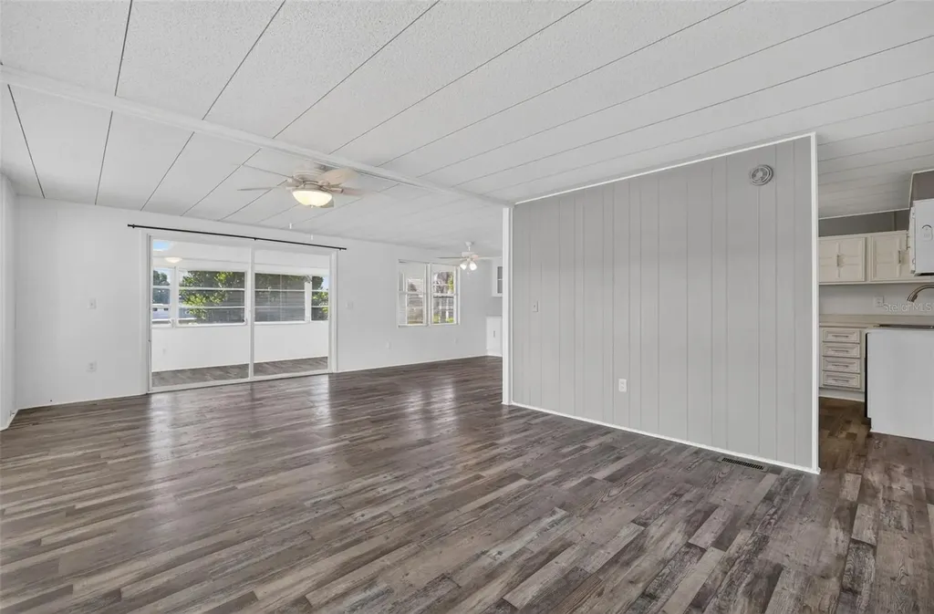 34312 Carl Road Leesburg FL 34788
