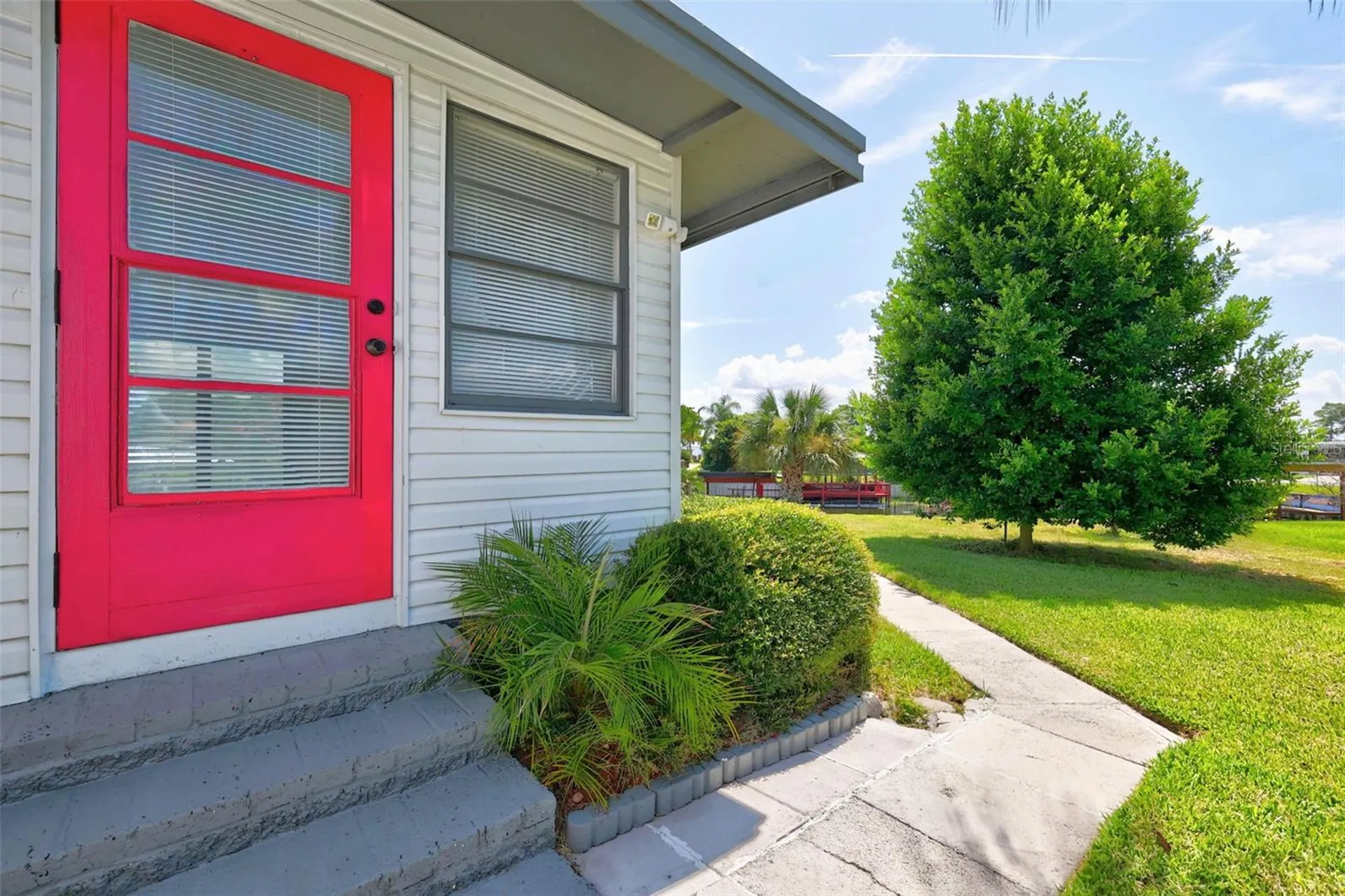 34312 Carl Road Leesburg FL 34788
