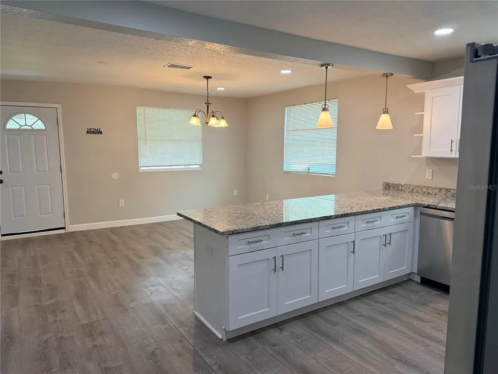 1002 E Bougainvillea Avenue Tampa FL 33612