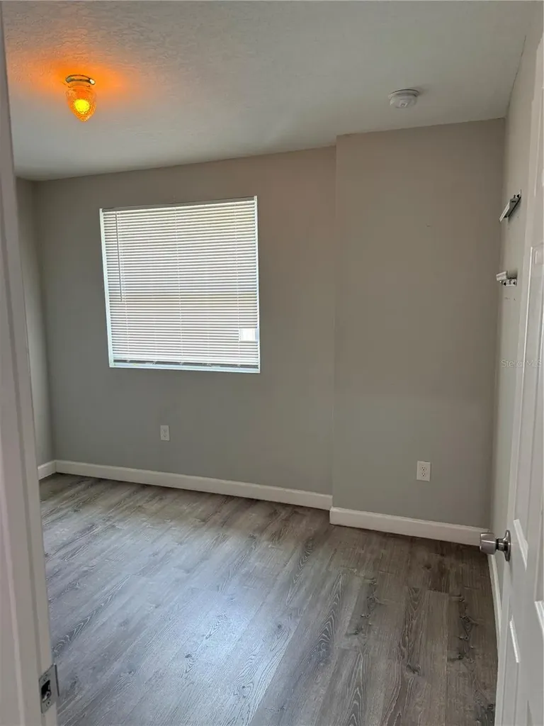 1002 E Bougainvillea Avenue Tampa FL 33612