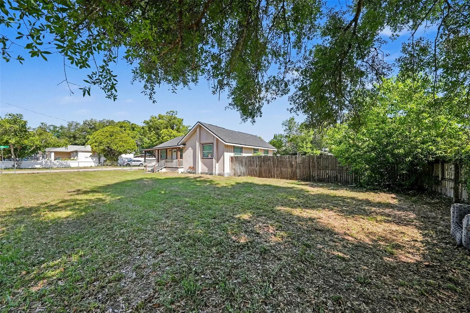 1002 E Bougainvillea Avenue Tampa FL 33612