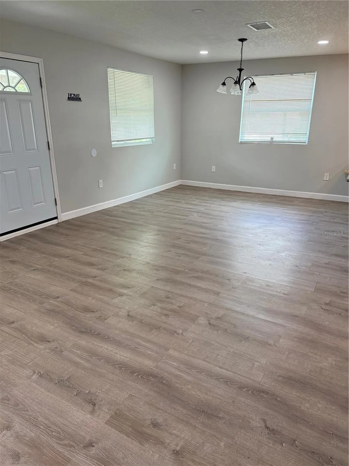 1002 E Bougainvillea Avenue Tampa FL 33612