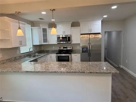 1002 E Bougainvillea Avenue Tampa FL 33612