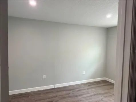 1002 E Bougainvillea Avenue Tampa FL 33612