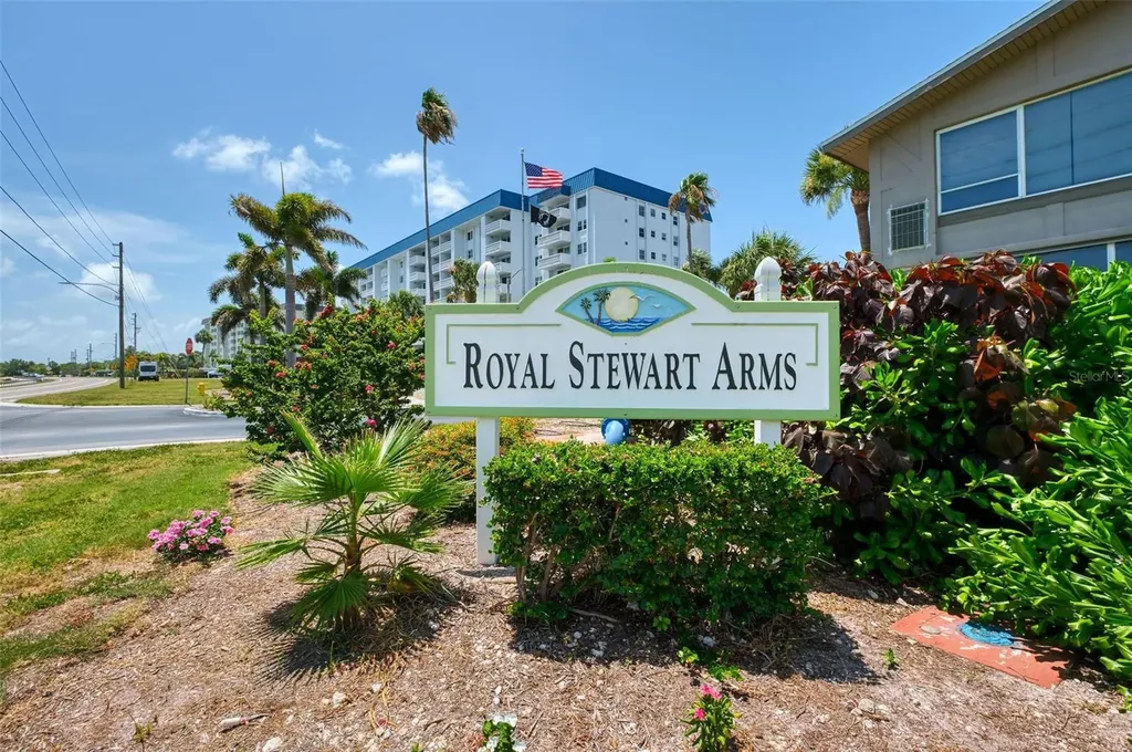 2 Causeway Boulevard Dunedin FL 34698