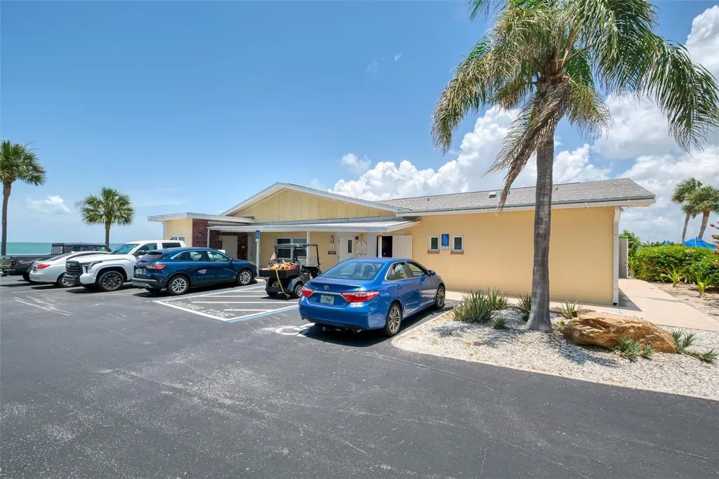 2 Causeway Boulevard Dunedin FL 34698