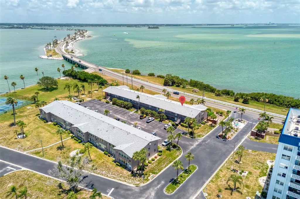 2 Causeway Boulevard Dunedin FL 34698