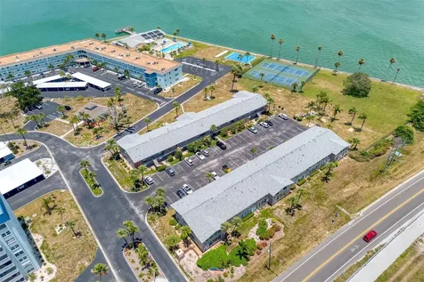 2 Causeway Boulevard Dunedin FL 34698