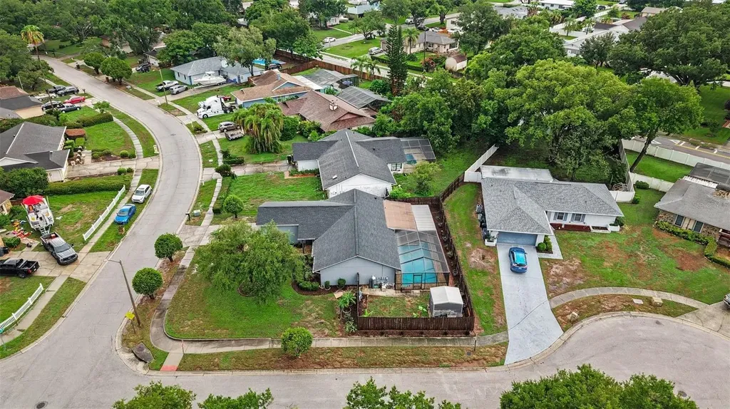 626 Rollingwood Lane Valrico FL 33594