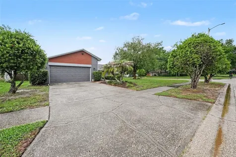 626 Rollingwood Lane Valrico FL 33594