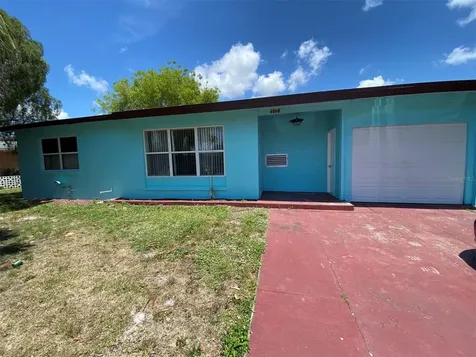 6268 Freemont Street North Port FL 34287