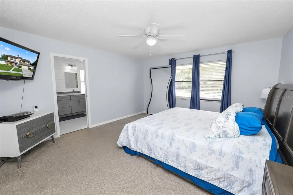 1224 Rainbrook Circle Valrico FL 33596