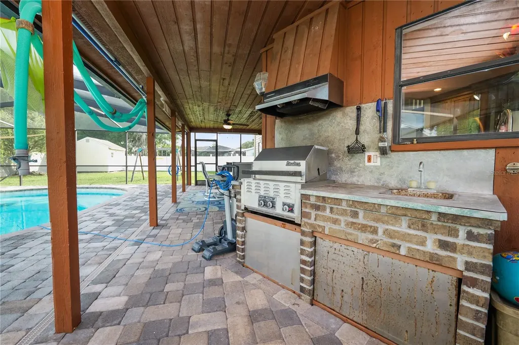 1224 Rainbrook Circle Valrico FL 33596