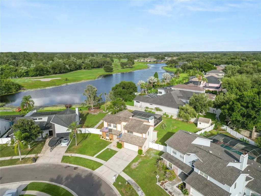1224 Rainbrook Circle Valrico FL 33596