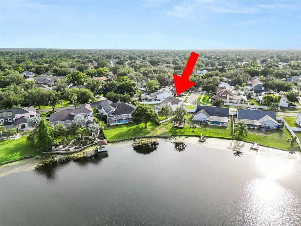 1224 Rainbrook Circle Valrico FL 33596