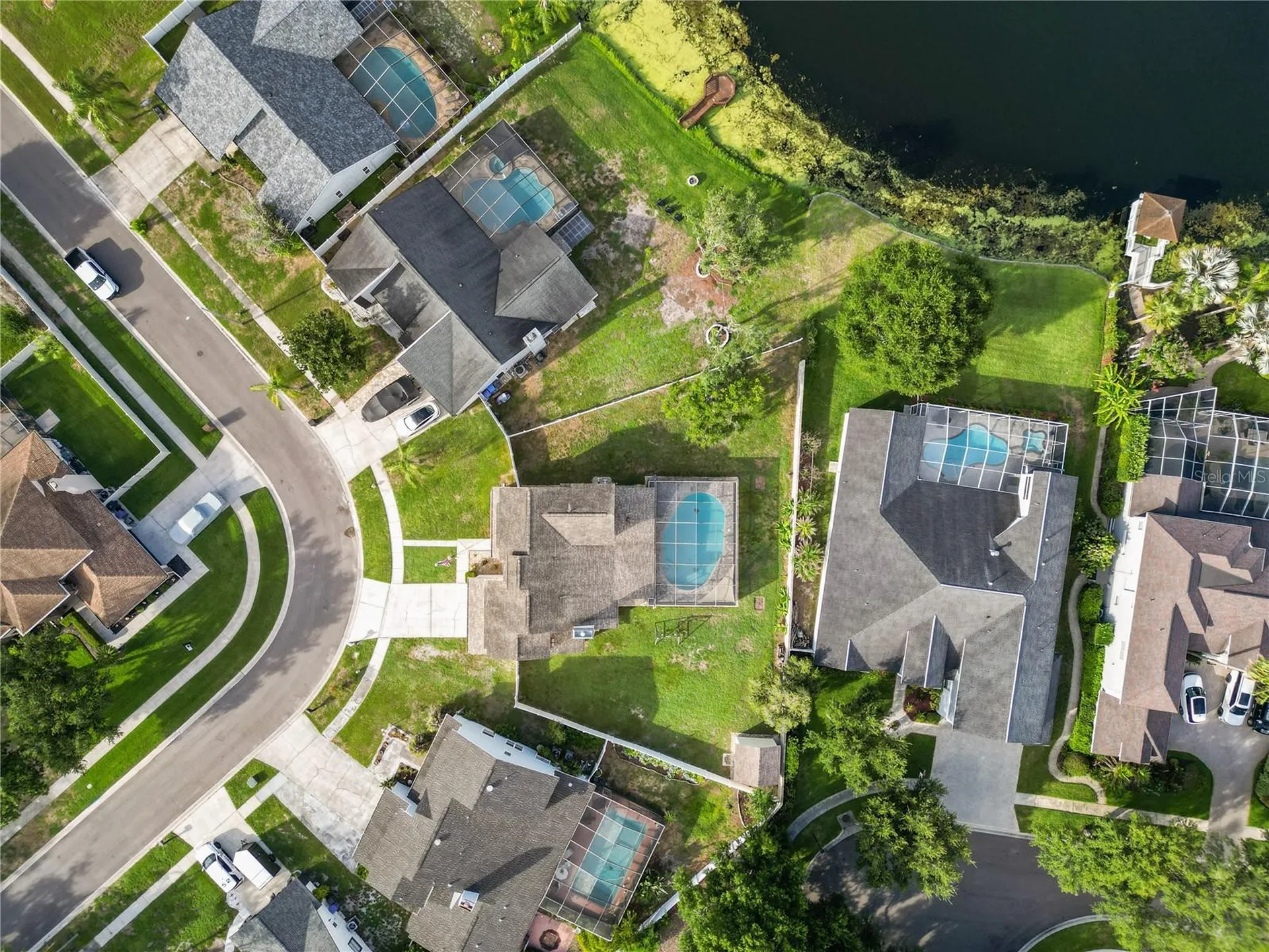 1224 Rainbrook Circle Valrico FL 33596