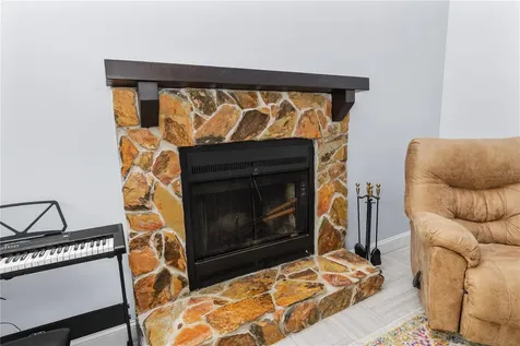 1224 Rainbrook Circle Valrico FL 33596