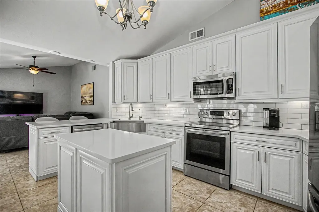 3995 Haynes Circle Casselberry FL 32707