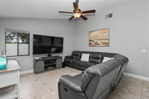 3995 Haynes Circle Casselberry FL 32707