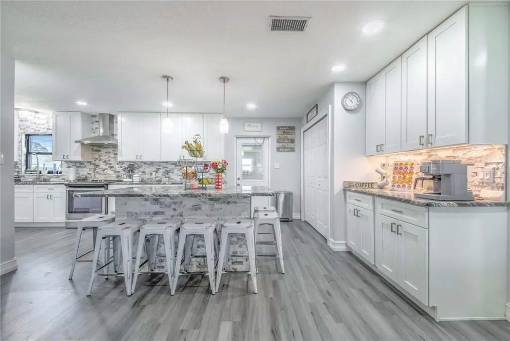2426 View Way Lakeland FL 33810