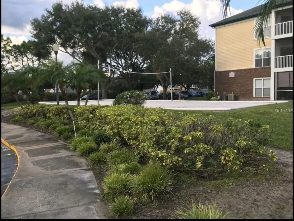 4211 Chatham Oak Court Tampa FL 33624