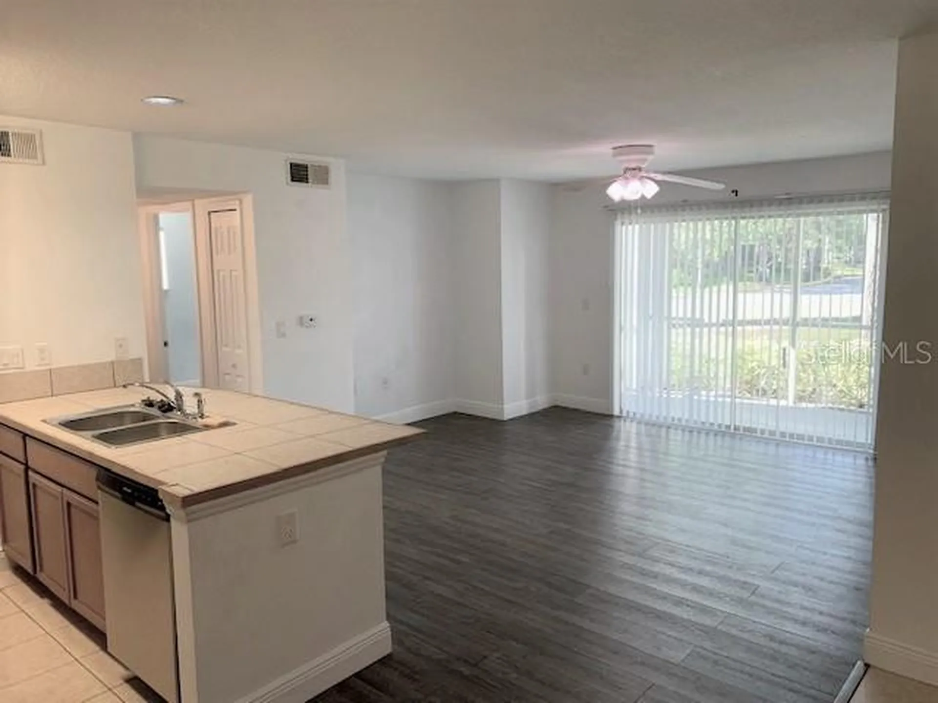 4211 Chatham Oak Court Tampa FL 33624