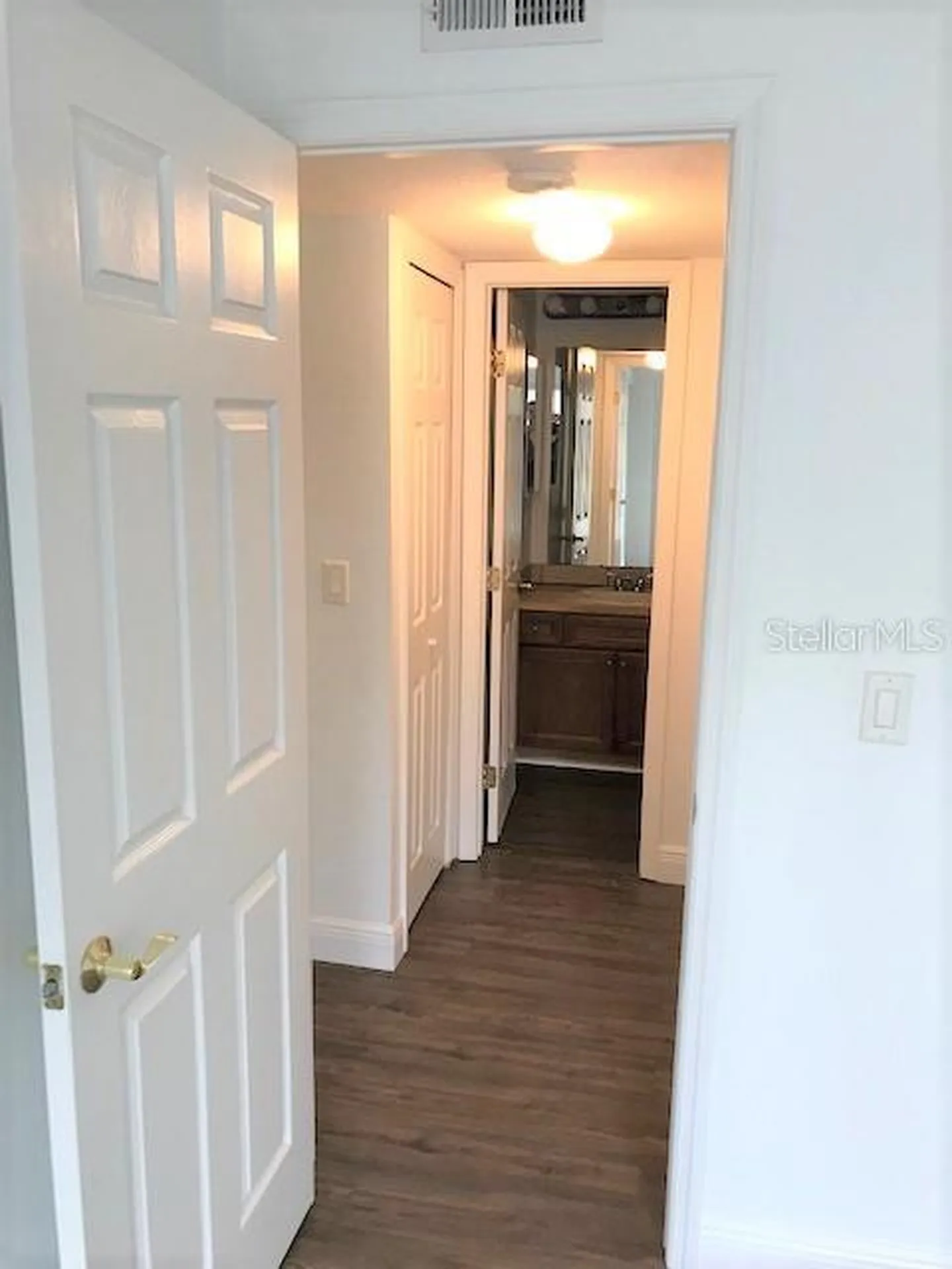 4211 Chatham Oak Court Tampa FL 33624