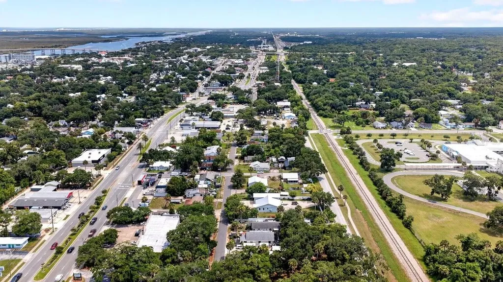 616 Dora Street New Smyrna Beach FL 32168