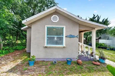 616 Dora Street New Smyrna Beach FL 32168