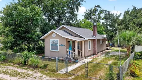 616 Dora Street New Smyrna Beach FL 32168