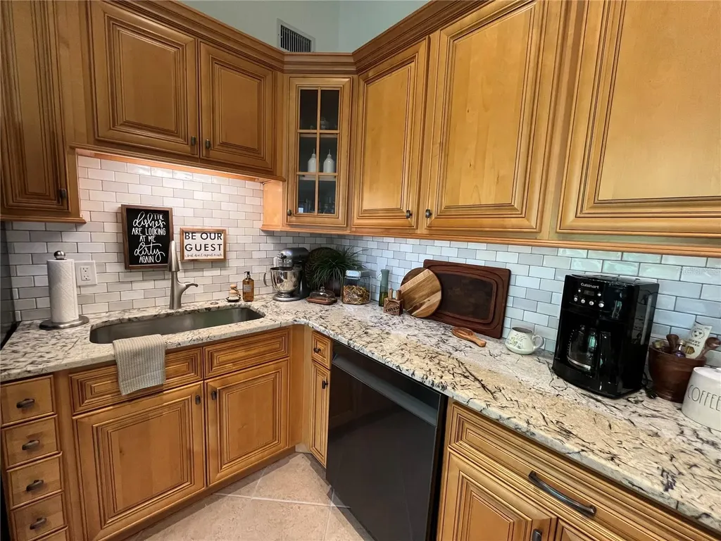 2222 Norwegian Drive Clearwater FL 33763